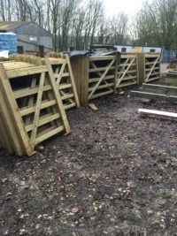 5 Bar Wooden Field Gates 25 Year Guarantee - Image 2